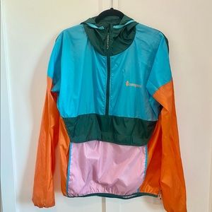 Cotopaxi Teca windbreaker
